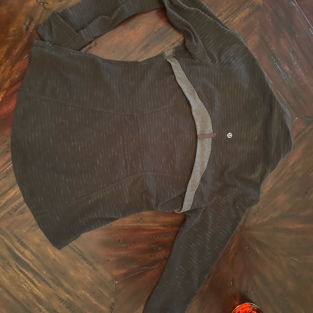 Lululemon Define Jacket - Picture 2 of 6